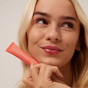 Summer Fridays Lip Butter in Poppy